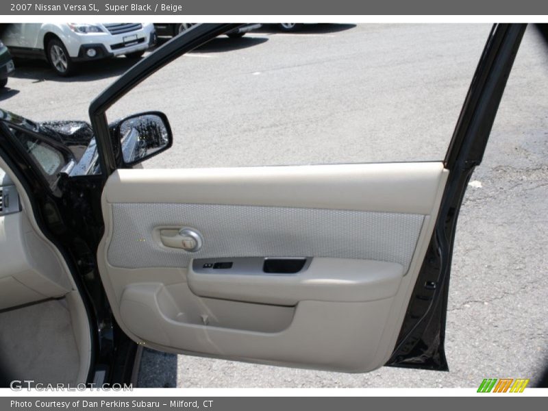 Super Black / Beige 2007 Nissan Versa SL