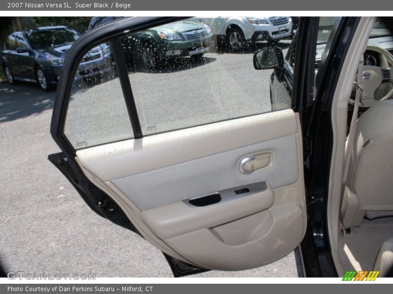 Super Black / Beige 2007 Nissan Versa SL