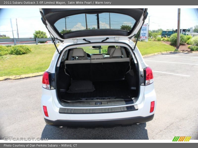 Satin White Pearl / Warm Ivory 2011 Subaru Outback 3.6R Limited Wagon