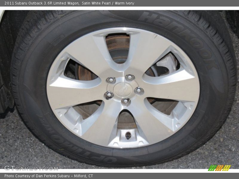 Satin White Pearl / Warm Ivory 2011 Subaru Outback 3.6R Limited Wagon