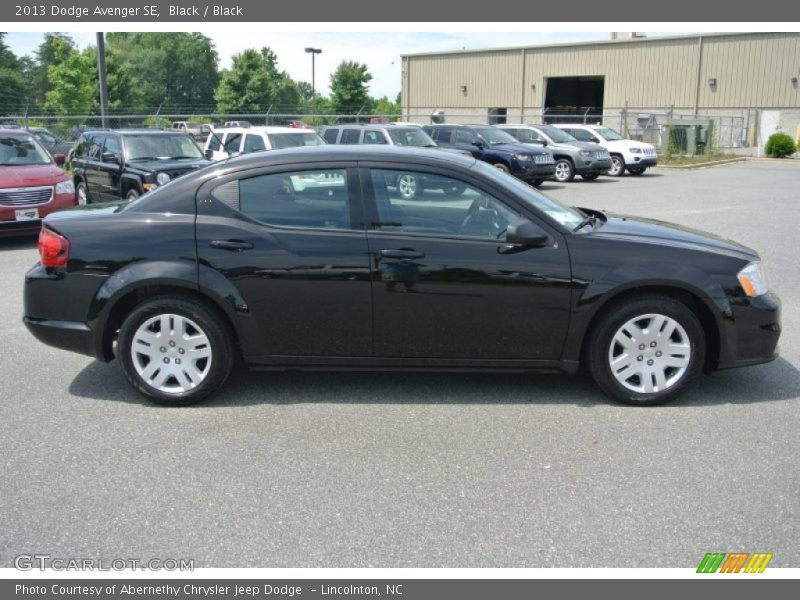 Black / Black 2013 Dodge Avenger SE