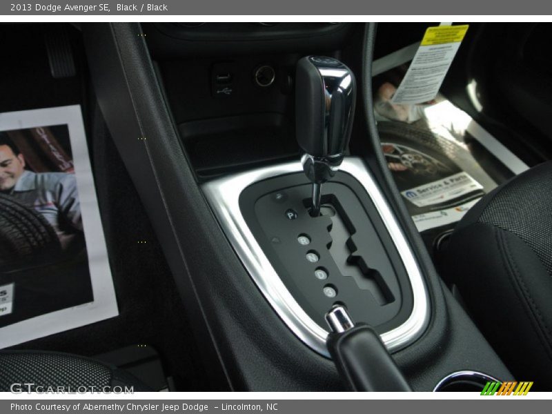 Black / Black 2013 Dodge Avenger SE