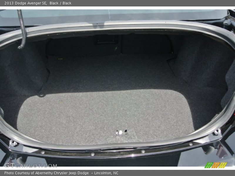 Black / Black 2013 Dodge Avenger SE