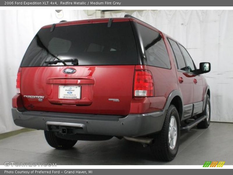 Redfire Metallic / Medium Flint Grey 2006 Ford Expedition XLT 4x4