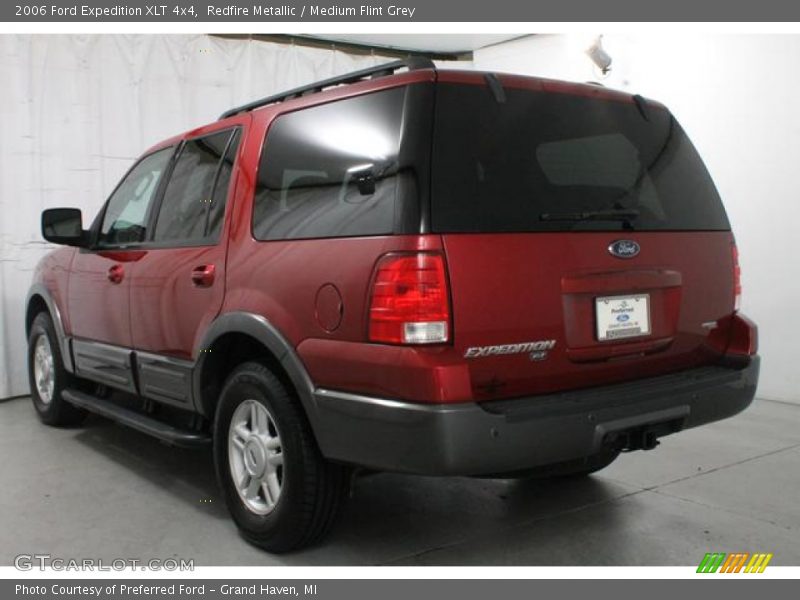 Redfire Metallic / Medium Flint Grey 2006 Ford Expedition XLT 4x4