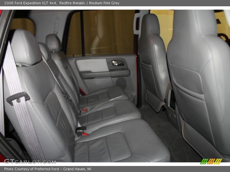 Redfire Metallic / Medium Flint Grey 2006 Ford Expedition XLT 4x4