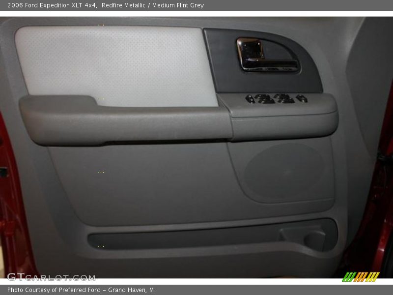 Redfire Metallic / Medium Flint Grey 2006 Ford Expedition XLT 4x4