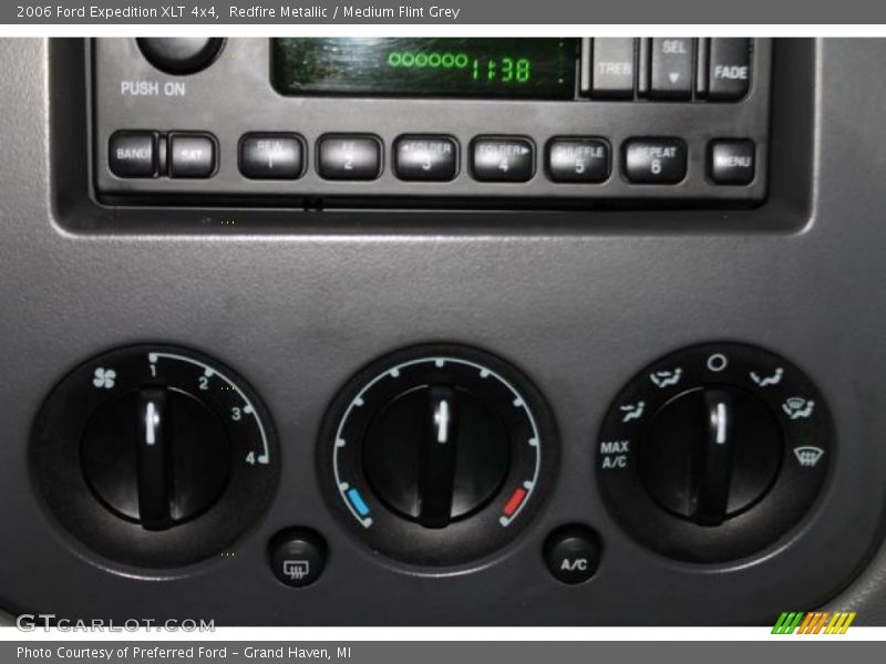 Redfire Metallic / Medium Flint Grey 2006 Ford Expedition XLT 4x4