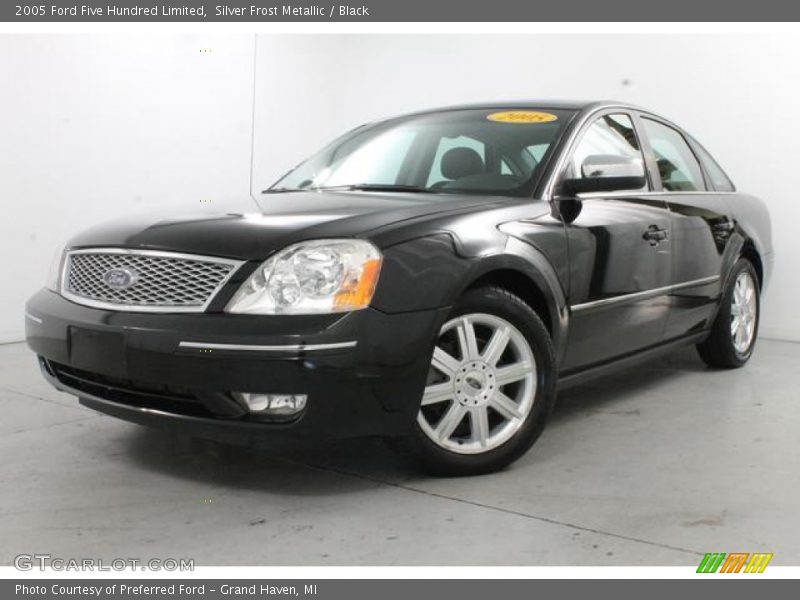 Silver Frost Metallic / Black 2005 Ford Five Hundred Limited