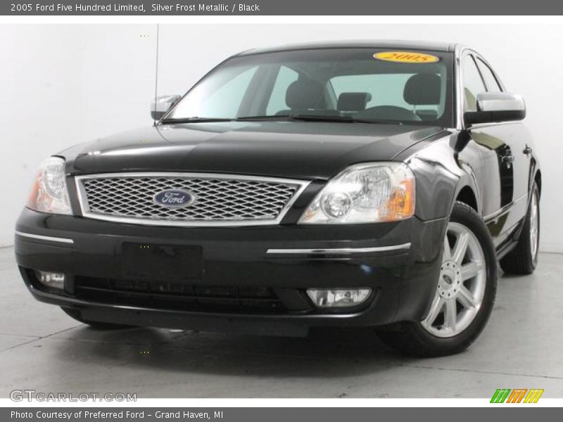 Silver Frost Metallic / Black 2005 Ford Five Hundred Limited