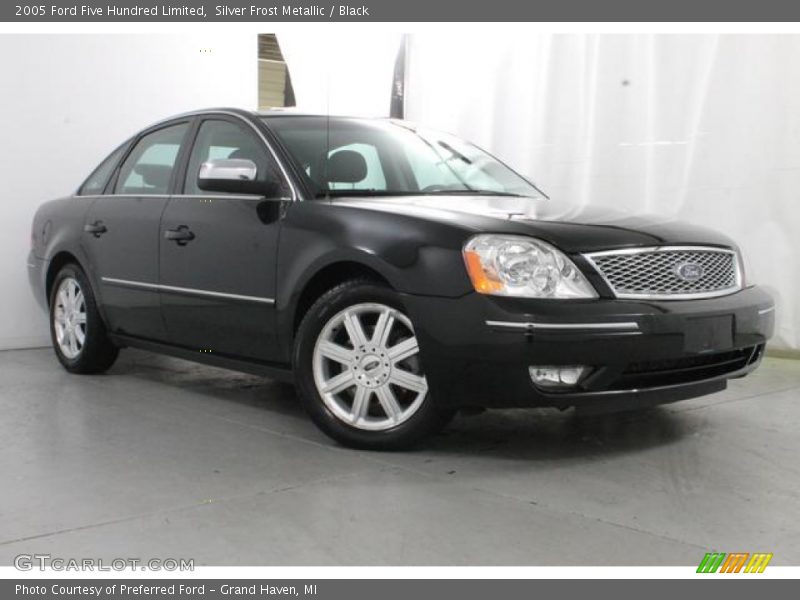 Silver Frost Metallic / Black 2005 Ford Five Hundred Limited
