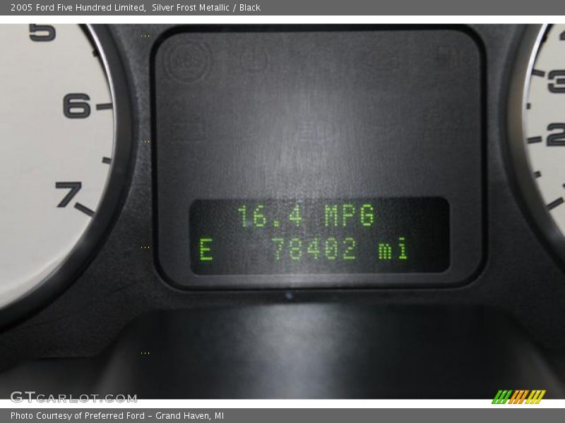 Silver Frost Metallic / Black 2005 Ford Five Hundred Limited