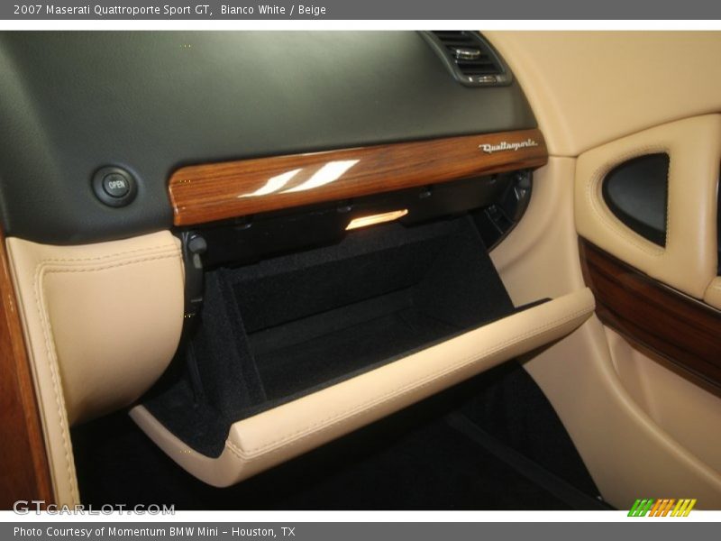 Bianco White / Beige 2007 Maserati Quattroporte Sport GT
