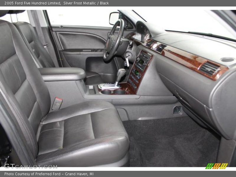 Silver Frost Metallic / Black 2005 Ford Five Hundred Limited