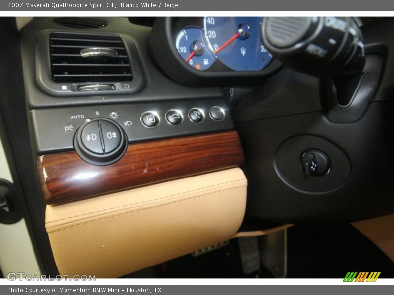 Bianco White / Beige 2007 Maserati Quattroporte Sport GT