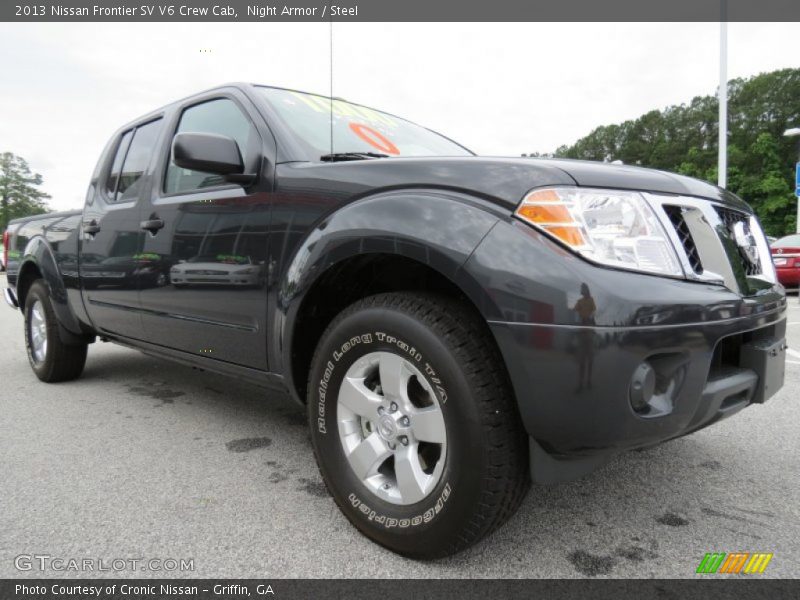 Front 3/4 View of 2013 Frontier SV V6 Crew Cab