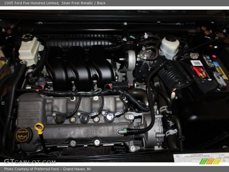 Silver Frost Metallic / Black 2005 Ford Five Hundred Limited