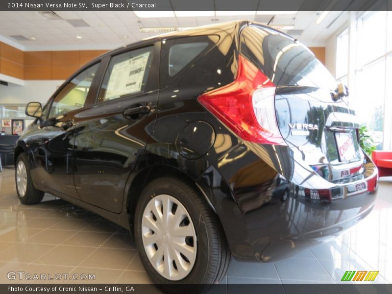 Super Black / Charcoal 2014 Nissan Versa Note SV