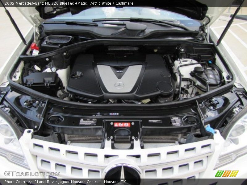 Arctic White / Cashmere 2009 Mercedes-Benz ML 320 BlueTec 4Matic