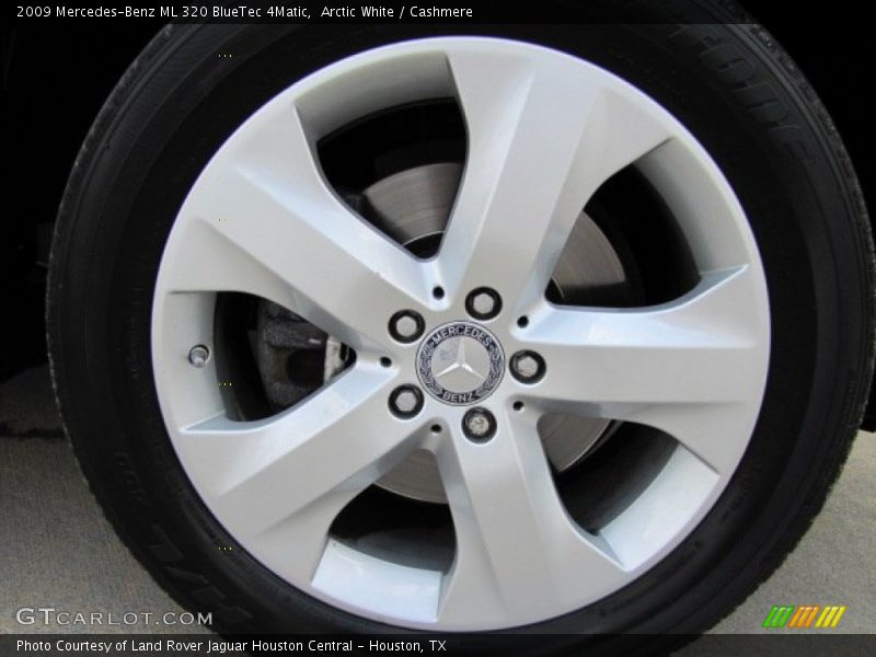 Arctic White / Cashmere 2009 Mercedes-Benz ML 320 BlueTec 4Matic