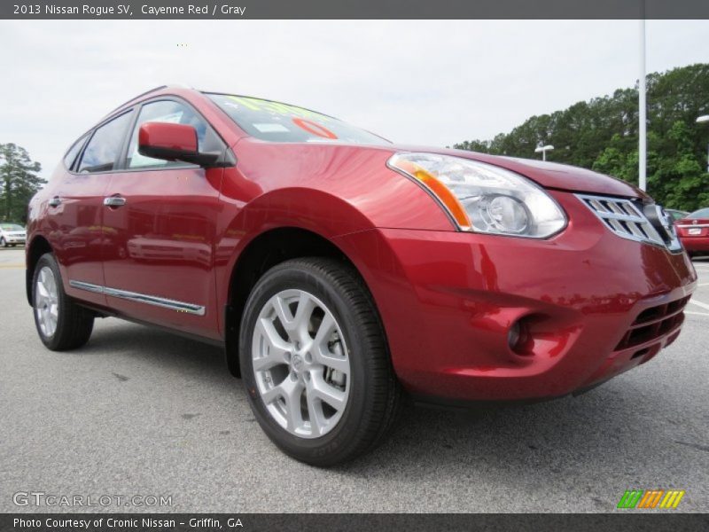 Cayenne Red / Gray 2013 Nissan Rogue SV