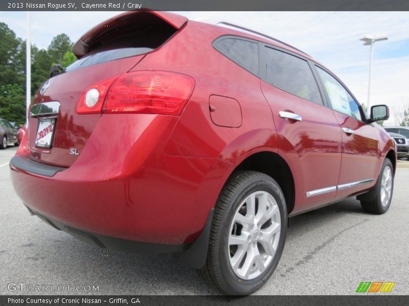 Cayenne Red / Gray 2013 Nissan Rogue SV