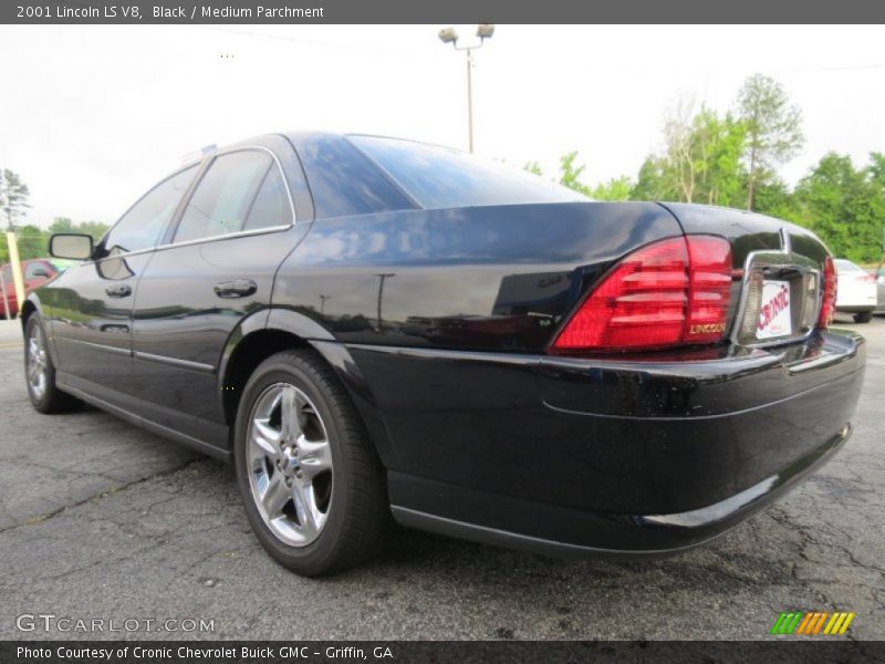 Black / Medium Parchment 2001 Lincoln LS V8