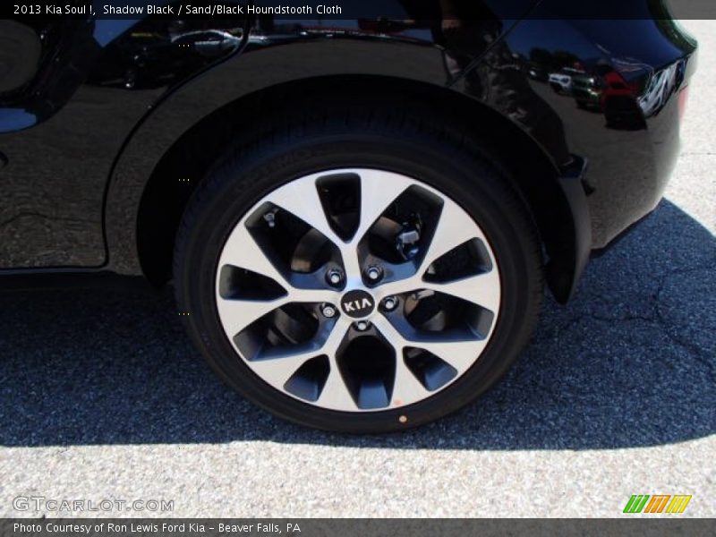 Shadow Black / Sand/Black Houndstooth Cloth 2013 Kia Soul !