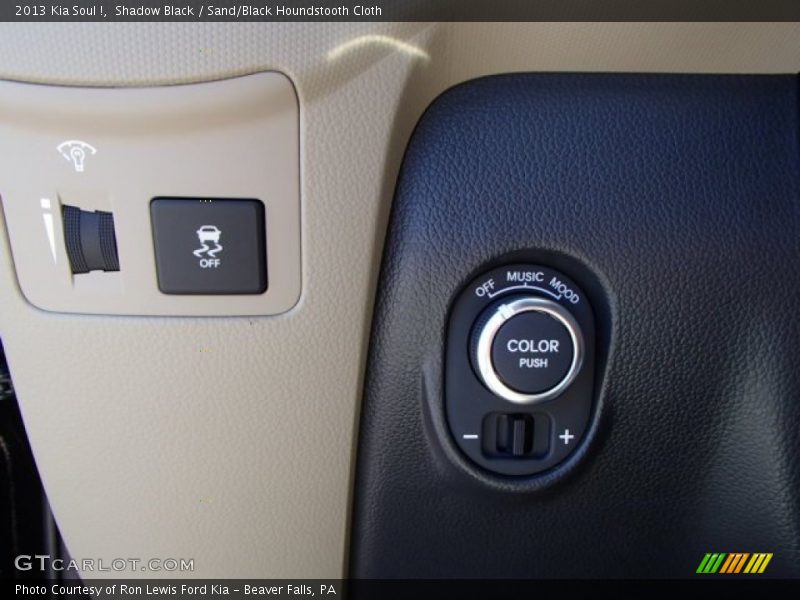 Shadow Black / Sand/Black Houndstooth Cloth 2013 Kia Soul !