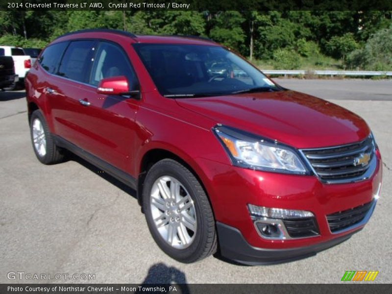 Front 3/4 View of 2014 Traverse LT AWD
