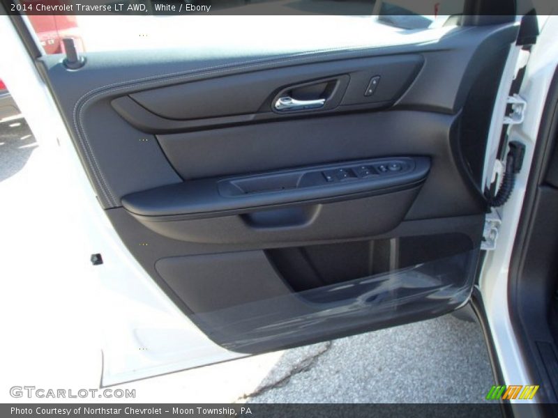 White / Ebony 2014 Chevrolet Traverse LT AWD