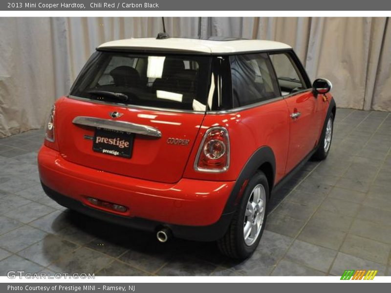 Chili Red / Carbon Black 2013 Mini Cooper Hardtop