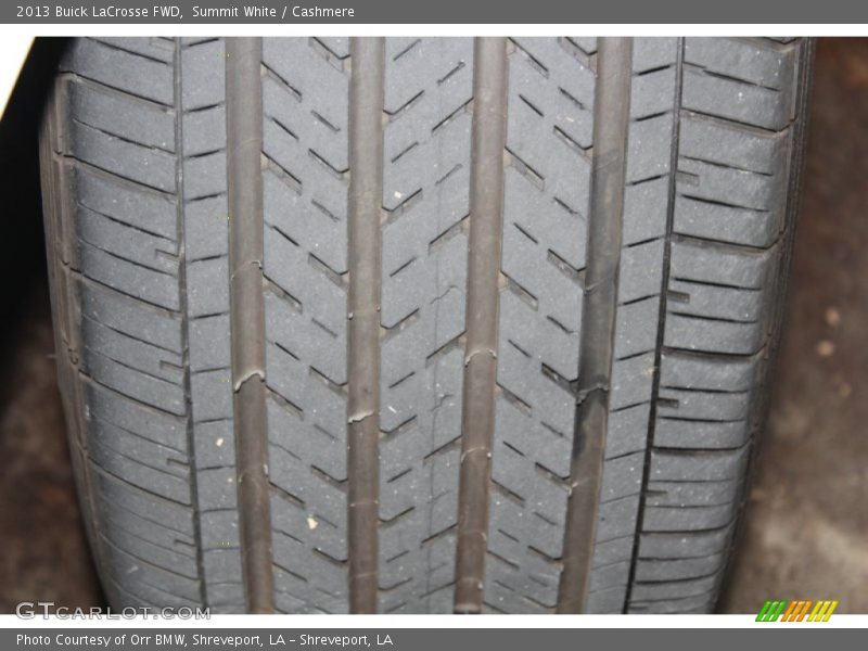 Summit White / Cashmere 2013 Buick LaCrosse FWD