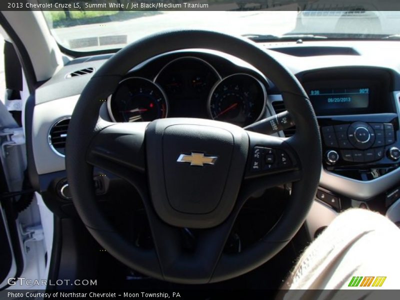 Summit White / Jet Black/Medium Titanium 2013 Chevrolet Cruze LS