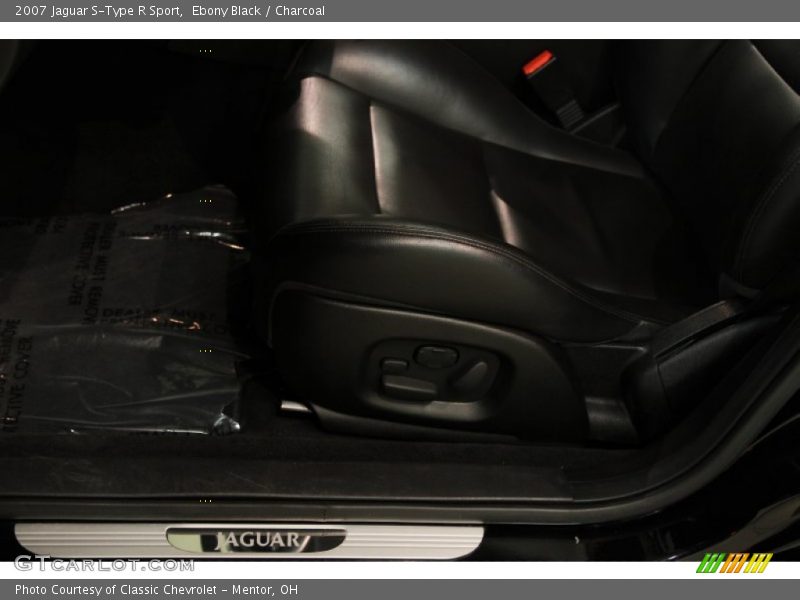 Ebony Black / Charcoal 2007 Jaguar S-Type R Sport