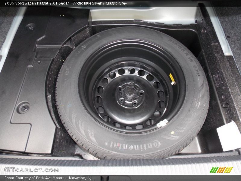 Tool Kit of 2006 Passat 2.0T Sedan