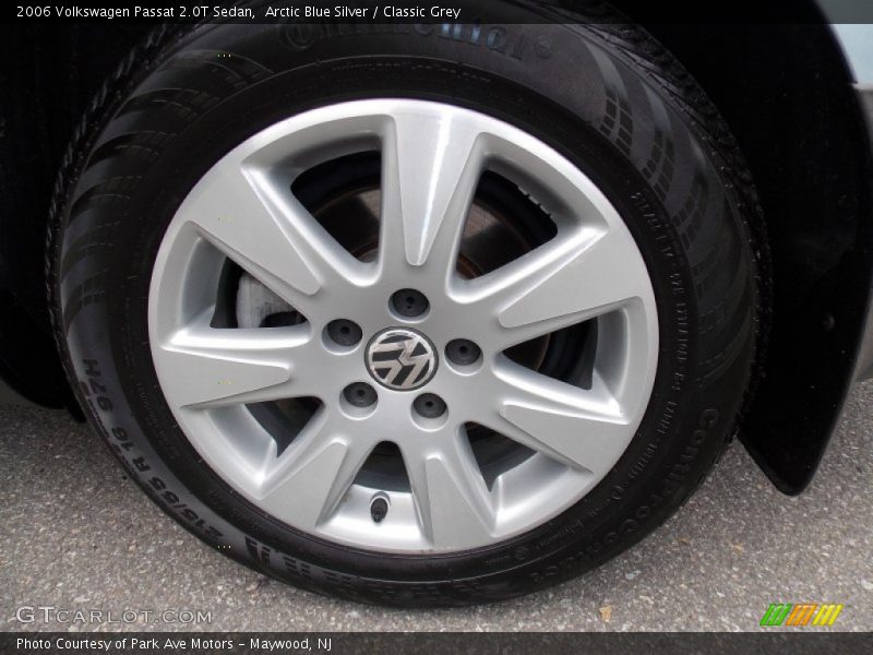  2006 Passat 2.0T Sedan Wheel