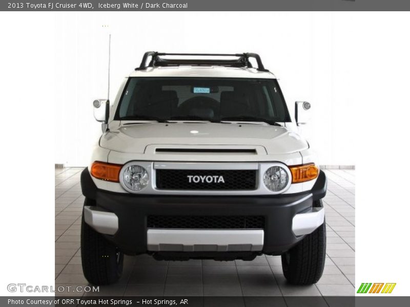 Iceberg White / Dark Charcoal 2013 Toyota FJ Cruiser 4WD