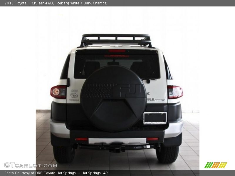 Iceberg White / Dark Charcoal 2013 Toyota FJ Cruiser 4WD