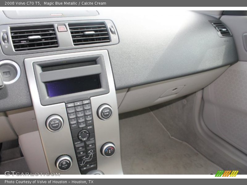 Magic Blue Metallic / Calcite Cream 2008 Volvo C70 T5