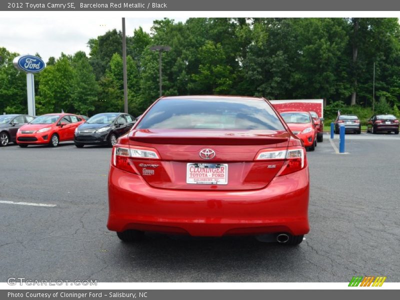 Barcelona Red Metallic / Black 2012 Toyota Camry SE