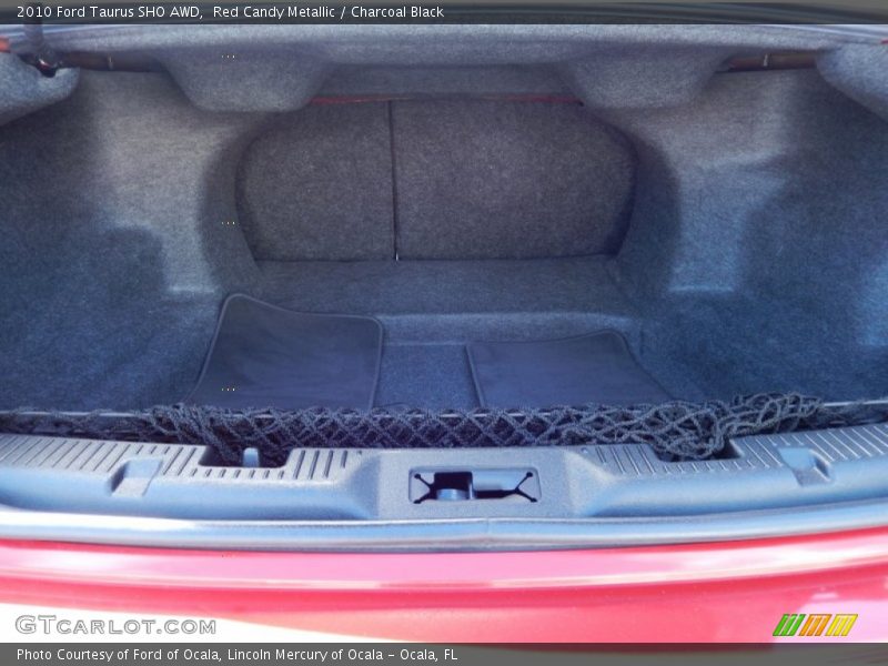  2010 Taurus SHO AWD Trunk