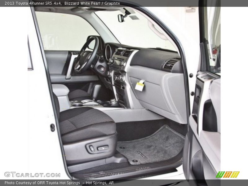 Blizzard White Pearl / Graphite 2013 Toyota 4Runner SR5 4x4