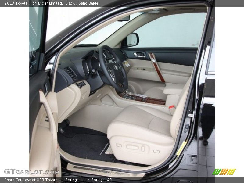Black / Sand Beige 2013 Toyota Highlander Limited