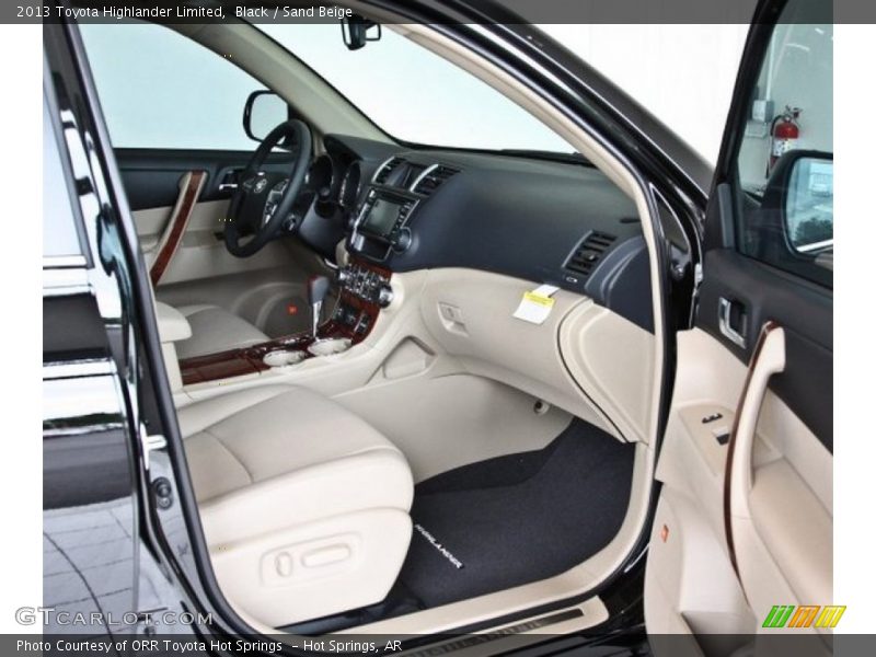 Black / Sand Beige 2013 Toyota Highlander Limited