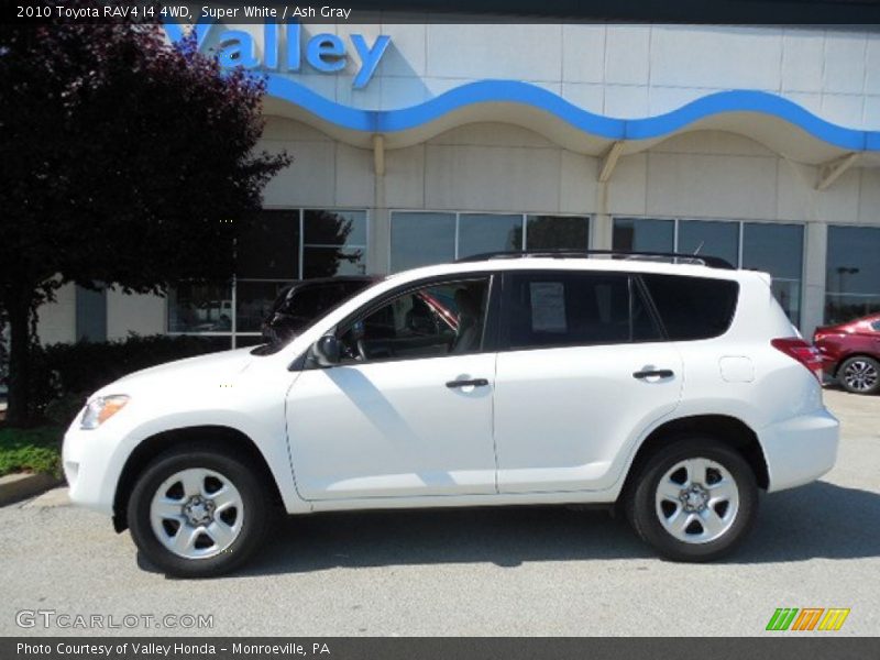Super White / Ash Gray 2010 Toyota RAV4 I4 4WD