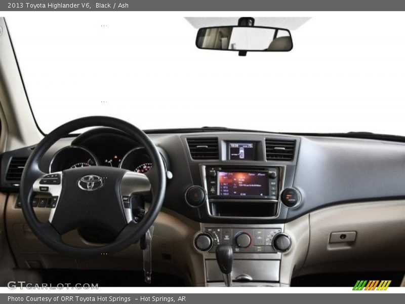 Black / Ash 2013 Toyota Highlander V6