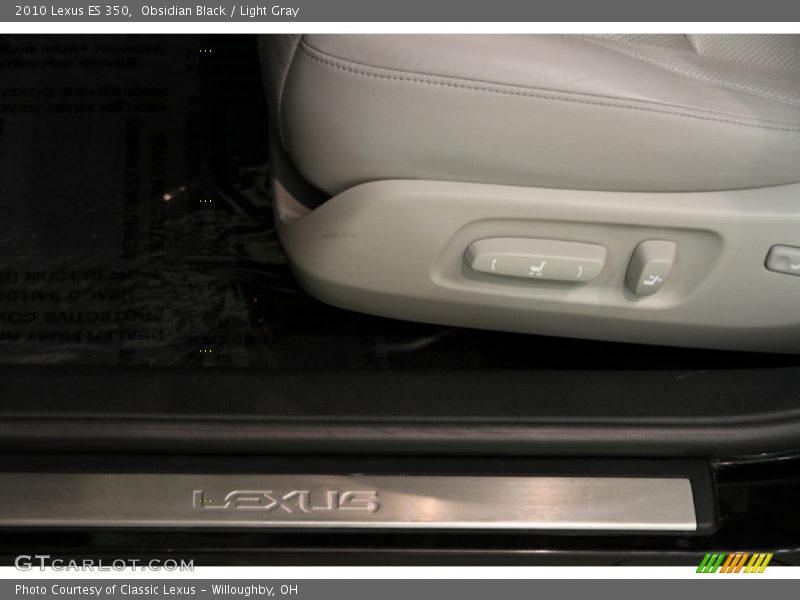 Obsidian Black / Light Gray 2010 Lexus ES 350