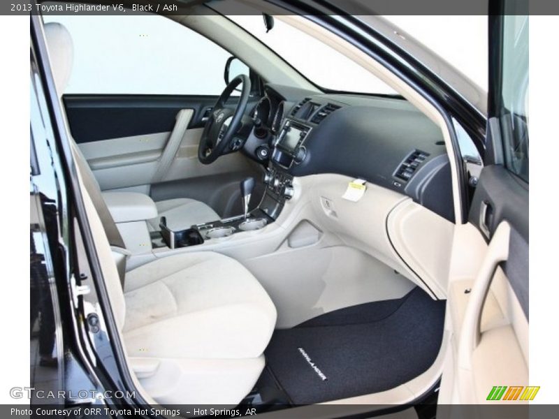 Black / Ash 2013 Toyota Highlander V6