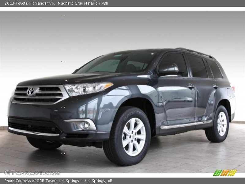 Magnetic Gray Metallic / Ash 2013 Toyota Highlander V6